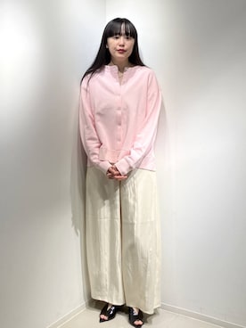 「A part by（アパートバイ）の【高身長向けサイズ展開あり・あいか企画】サテンバルーンイージーパンツ（その他パンツ、ホワイト系）」を使った、まゆてぃんさん（レディース・164cm）の春コーディネート