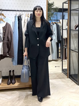 「アイテム（パンツドレス）」を使った、まゆてぃんさん（レディース・164cm）の秋コーディネート