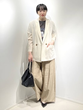 「A part by（アパートバイ）の≪追加3≫シアーWジャケット（テーラードジャケット、ベージュ系）」を使った、まゆてぃんさん（レディース・164cm）の春コーディネート