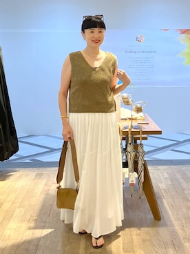 「着痩せ」｜「アイテム（アクセサリー）」を使った、まゆてぃんさん（レディース・164cm）の夏コーディネート