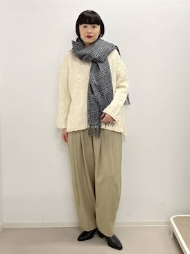 「アイテム（ストール/ショール）」を使った、まゆてぃんさん（レディース・164cm・30代）の秋コーディネート