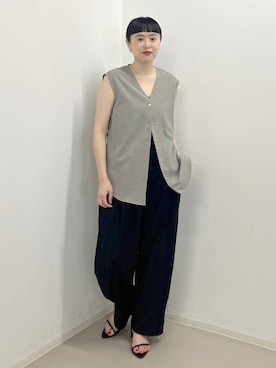 「A part by（アパートバイ）のナローストラップサンダル（サンダル、ブラック系）」を使った、まゆてぃんさん（レディース・164cm）の夏コーディネート