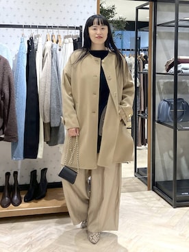 「アイテム（ノーカラーコート）」を使った、まゆてぃんさん（レディース・164cm・30代）の秋コーディネート