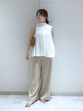 「アイテム（スラックス）」を使った、yumaさん（レディース・164cm・30代）の夏コーディネート