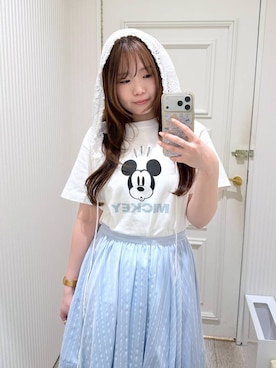 「A part by（アパートバイ）のアソートMickey_TEE（Tシャツ/カットソー、ホワイト系）」を使った、yumaさん（レディース・164cm）の春コーディネート