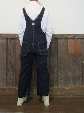 「LEE」｜「アイテム（サロペット/オーバーオール）」を使った、かずくんさん（メンズ・180cm）の秋コーディネート