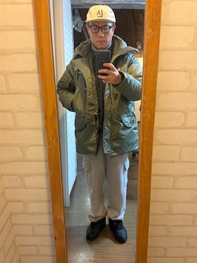 「アイテム（ミリタリージャケット）」を使った、キャサさん（メンズ・171cm）の冬コーディネート