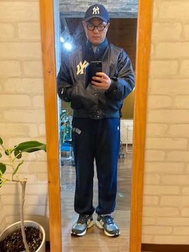 「ネイビーコーデ」｜「アイテム（スタジャン）」を使った、キャサさん（メンズ・171cm）の冬コーディネート