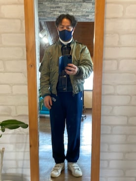 「Buzz Rickson's（バズリクソンズ）のアイテム（MA-1）」を使った、キャサさん（メンズ・171cm）の冬コーディネート