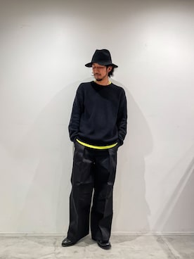 「ネオンイエロー」｜鈴木 瞬さん（メンズ・176cm）の冬コーディネート