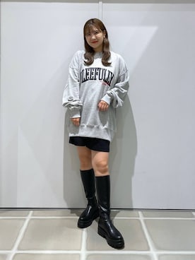 「アイテム（スウェット）」を使った、ミユさん（レディース・157cm・20代）の秋コーディネート