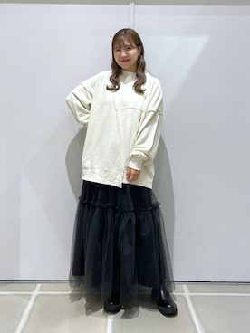 「アイテム（スウェット）」を使った、ミユさん（レディース・157cm・20代）の秋コーディネート