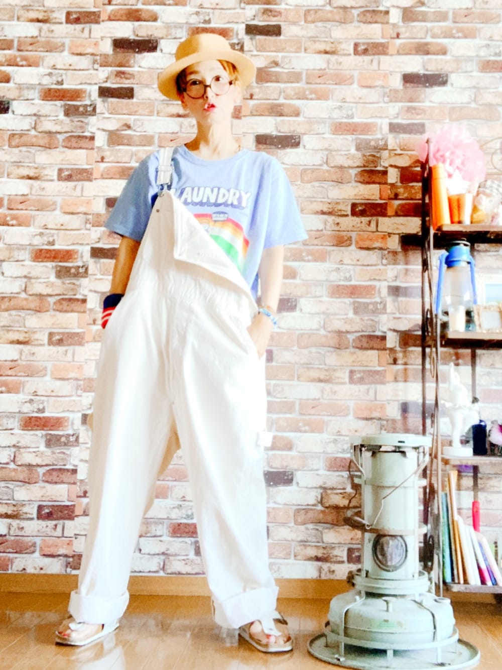 「夏のTシャツフェス、ビルケンシュトック、ランドリー、カンカン帽、RNA、GU、好きな服を着隊、我が道をゆく隊、ジェンダーレス部、WEAR昭和部、オバオル友の会、オーバーオールLOVEの会」｜「Laundryのアイテム（Tシャツ/カットソー、ブルー系）」を使った、ずんちゃ🌞さん（レディース・163cm）の夏コーディネートの1枚目の写真