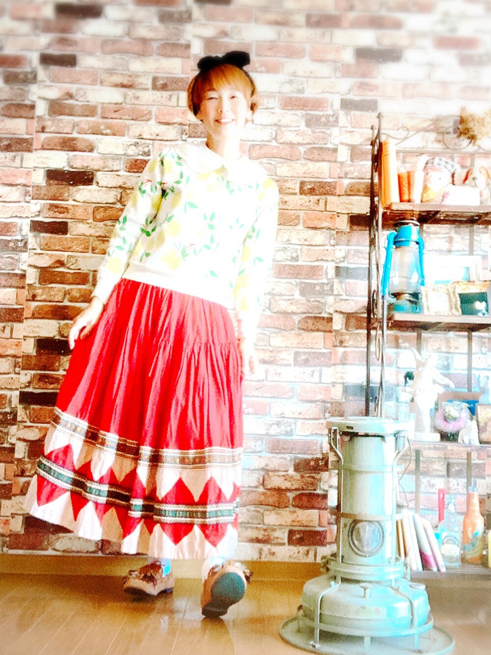 「チャイルドウーマン、古着、ビームスボーイ、アンティカ、リボンターバン、つけ襟、好きな服を着隊、我が道をゆく隊、ジェンダーレス部、WEAR昭和部」｜「CHILD WOMANの長袖シャツ（シャツ/ブラウス、ホワイト系）」を使った、ずんちゃ🌞さん（レディース・163cm）の冬コーディネートの1枚目の写真