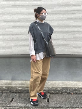「赤い靴下」｜Tさんち。さん（レディース・155cm）の秋コーディネート
