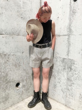 「Dr. Martens（ドクターマーチン）のDr.ﾏｰﾁﾝ　1460　8ホール（ブーツ）」を使った、NAKAYANさん（レディース・154cm）の夏コーディネート