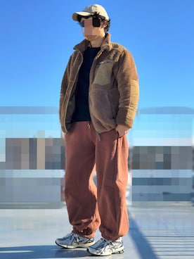 「アイテム（スウェットパンツ）」を使った、HMさん（メンズ・175cm）の冬コーディネート