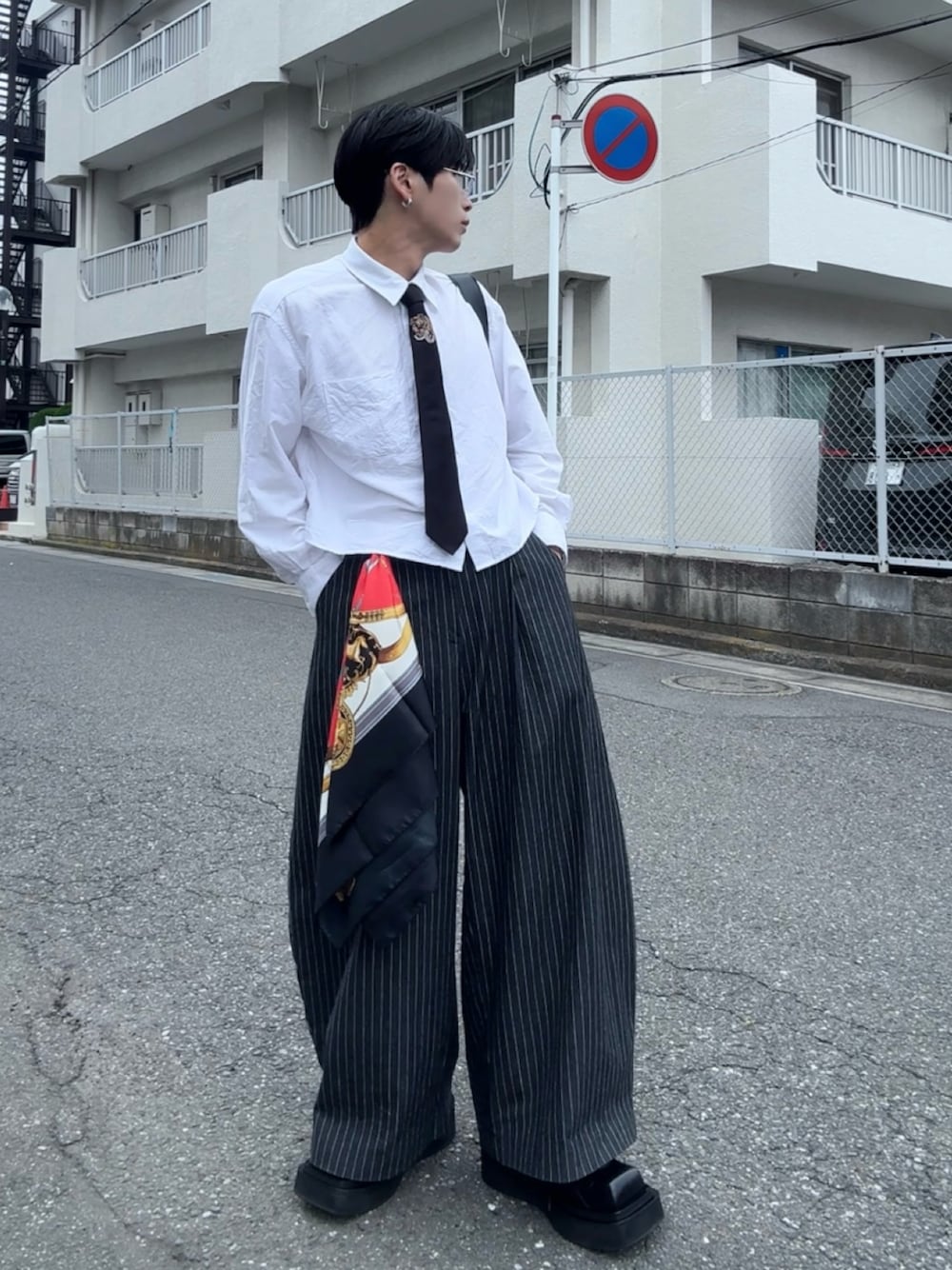 らう｜PUSH PUSHのスラックスを使ったコーディネート - WEAR