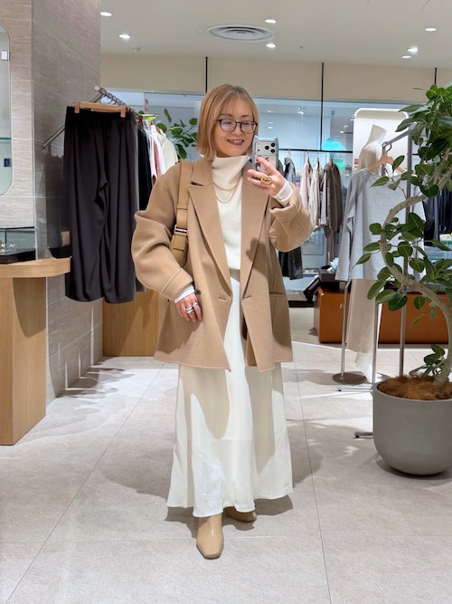 【洗練された印象に】ヒールショートブーツ