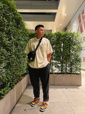 「off white」｜Tommy.Chiuさん（メンズ・178cm）の冬コーディネート