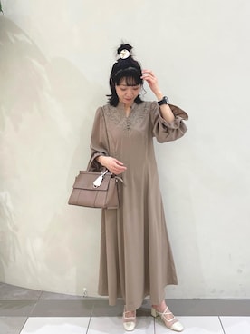 「刺繍」｜「アイテム（ドレス）」を使った、あゆこさん（レディース・158cm）の冬コーディネート