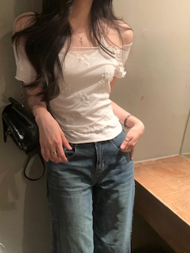 「Doula Doula（ドゥーラドゥーラ）の刺繍入りオフショルシアートップス&インナーキャミソールセット（Tシャツ/カットソー、ホワイト系）」を使った、douladoulaさん（レディース・162cm）の夏コーディネート