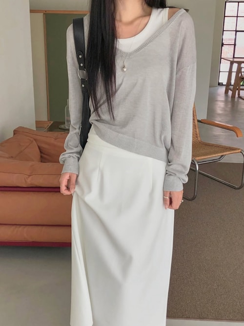 Vネック長袖シアーニットプルオーバー