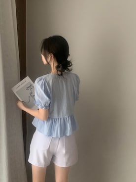 「Girly Doll（ガーリードール）のパフスリーブギャザーリボンブラウス（Tシャツ/カットソー、ブルー系）」を使った、douladoulaさん（レディース・162cm）の春コーディネート