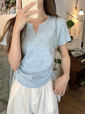 「Girly Doll（ガーリードール）のキーネックサイドシャーリングドット半袖ニット（Tシャツ/カットソー、ブルー系）」を使った、douladoulaさん（レディース・162cm）の春コーディネート