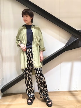 「ビッグシャツ」｜「アイテム（サンダル）」を使った、funayamaさん（レディース・163cm）の夏コーディネート