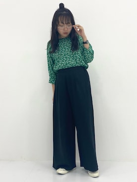 「Mac-House（マックハウス）のアイテム（パンツ）」を使った、まゆげさん（レディース・157cm）の秋コーディネート