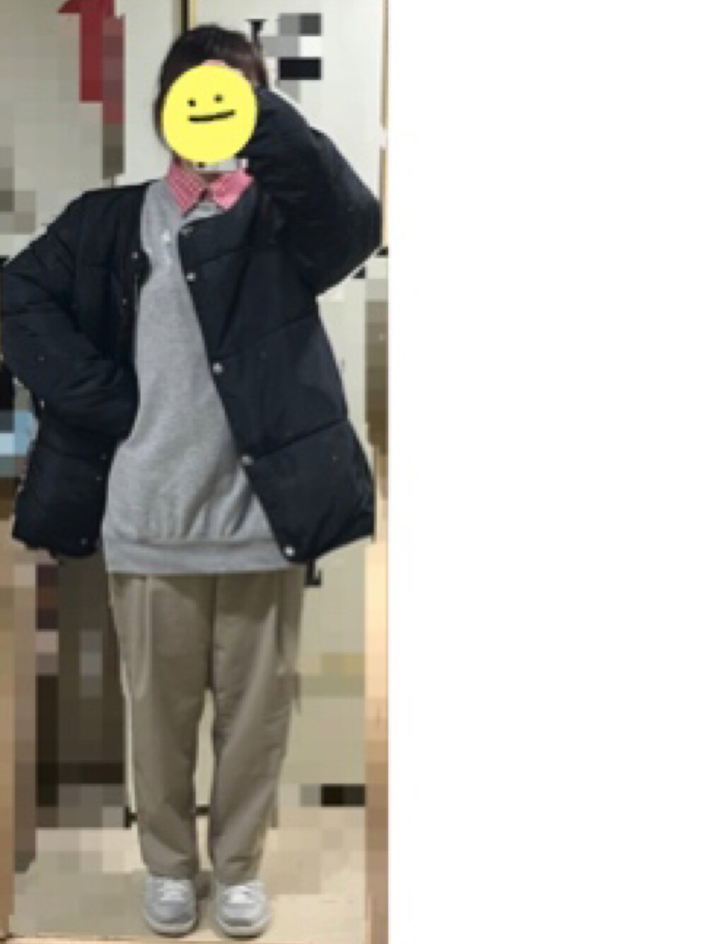 「ootd、カジュアル、あったかコーデ、古着、古着女子、タックパンツ、ダウンジャケット、赤×黒、赤チェック」｜「古着のアイテム（ノーカラージャケット、ブラック系）」を使った、セン🇹🇼さん（レディース・154cm）の春コーディネートの1枚目の写真