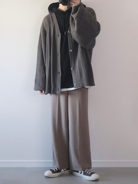 「アイテム（カーディガン/ボレロ、ブラウン系）」を使った、ゆーすけさん（メンズ・165cm）の秋コーディネート