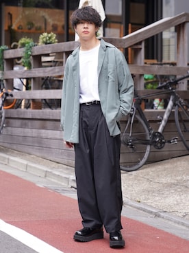 「ADAMASTE（アダマスト）のアイテム（スラックス）」を使った、ゆーすけさん（メンズ・165cm）の秋コーディネート