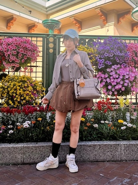「アイテム（アイシャドウ）」を使った、和瀬凛さん（レディース・157cm）の春コーディネート