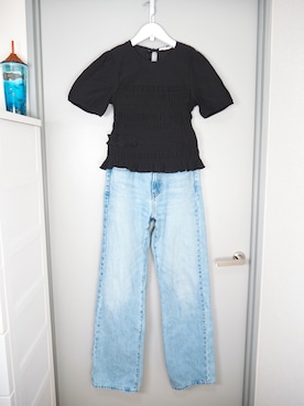 「UNIQLO（ユニクロ）のシャーリングボリュームスリーブT（Tシャツ/カットソー、ブラック系）」を使った、和瀬凛さん（レディース・157cm）の夏コーディネート