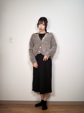 「sowang（ソワン）のドットBIGシュシュ（Scrunchie、ブラック系）」を使った、和瀬凛さん（レディース・157cm）の秋コーディネート