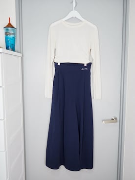 「GU（ジーユー）のソフトシアークルーネックT(長袖)（Tシャツ/カットソー、ホワイト系）」を使った、和瀬凛さん（レディース・157cm）の夏コーディネート