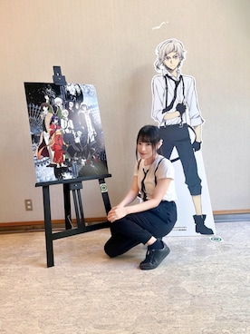 「アイテム（香水）」を使った、和瀬凛さん（レディース・157cm）の秋コーディネート