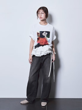 「Lee（リー）のLEE 別注 PAINTER PANTS：デニムパンツ（デニムパンツ、ブラック系）」を使った、KAMEYAMAさん（レディース・168cm）の夏コーディネート