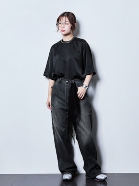 「Lee（リー）のLEE 別注 PAINTER PANTS：デニムパンツ（デニムパンツ、ブラック系）」を使った、KAMEYAMAさん（レディース・168cm）の夏コーディネート