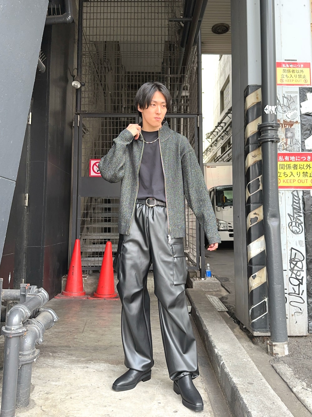 Lui's（ルイス）の「リブ編みドライバーズニット（ニット