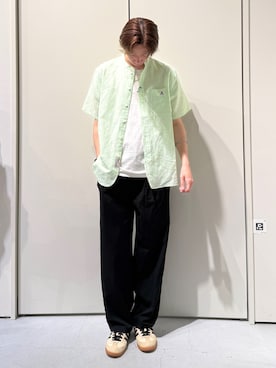 「GEVACO（ゲバコ）の【GEVACO】綿麻バンドカラーシャツ（シャツ/ブラウス、グリーン系）」を使った、かとしょーさん（メンズ・180cm）の春コーディネート