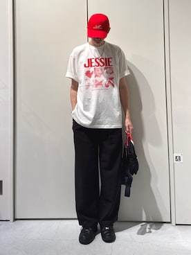 「Disney（ディズニー）のアイテム（Tシャツ/カットソー）」を使った、かとしょーさん（メンズ・180cm）の夏コーディネート