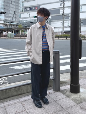 「GEVACO」｜「アイテム（スラックス）」を使った、かとしょーさん（メンズ・180cm）の春コーディネート