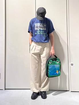 「Disney（ディズニー）のアイテム（Tシャツ/カットソー）」を使った、かとしょーさん（メンズ・180cm）の夏コーディネート