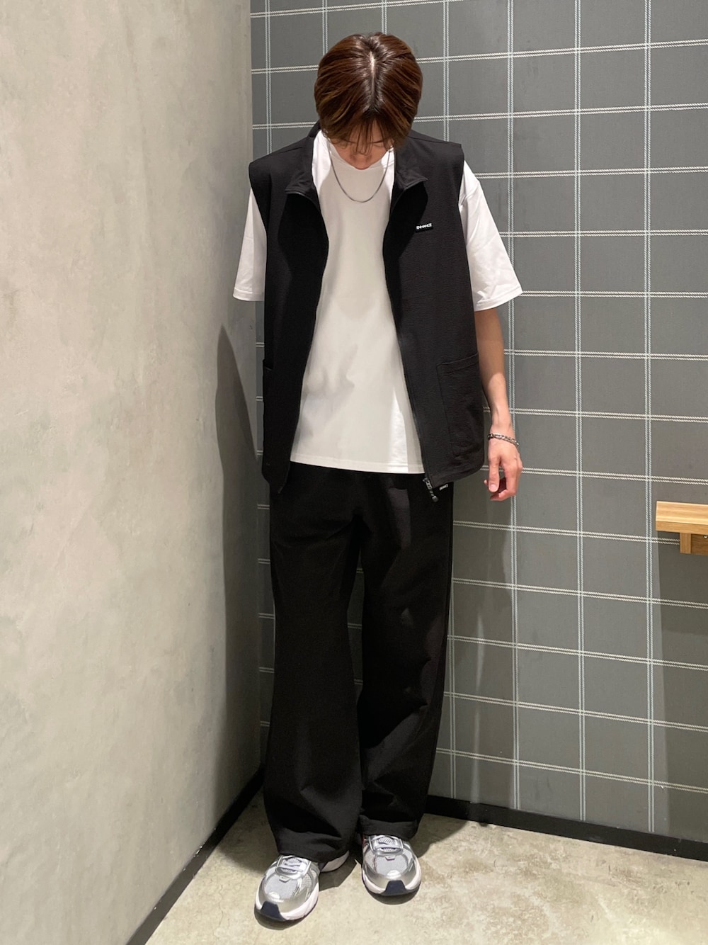 ENHANCE】EPIXシアサッカーZIPベストを使った人気ファッション