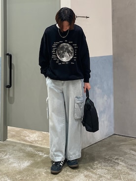 「ハロウィン」｜「アイテム（スウェット）」を使った、かとしょーさん（メンズ・180cm）の秋コーディネート