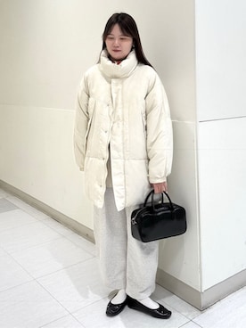 「coen（コーエン）のアイテム（ショルダーバッグ）」を使った、coen officialさん（レディース・163cm）の秋コーディネート