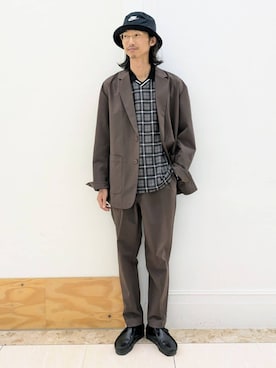 「NIKE（ナイキ）のNIKE（ナイキ）ロゴバケットハット（ハット、ブラック系）」を使った、coen officialさん（レディース・153cm）の春コーディネート